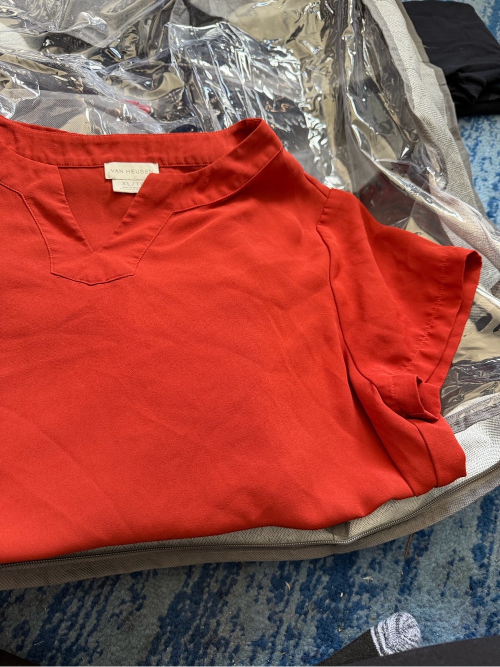 Van Heusen Red V-Notch Short Sleeve Top